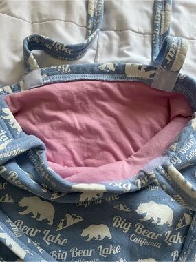 Source Unknown Blue and Pink Big Bear Lake Canvas Tote